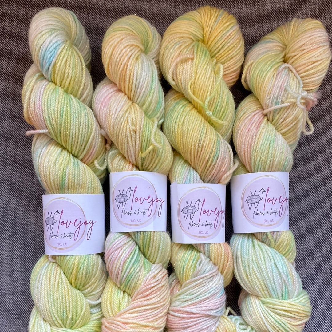 Lovejoy Fibers Sparkle DK