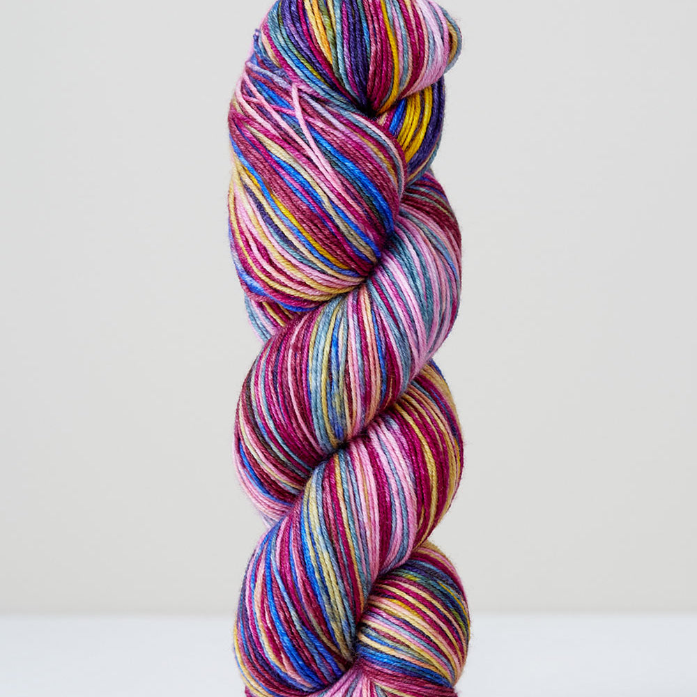 Uneek Fingering by Yarnster