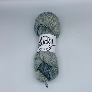 Primo Fingering by Plucky Knitter